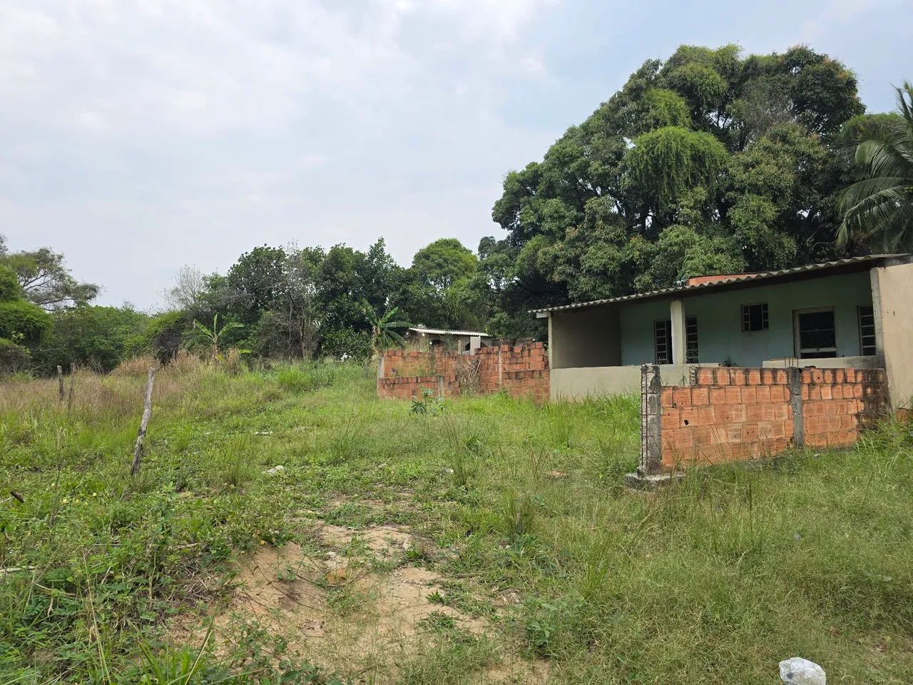 Terreno medindo 2 mil metros quadrados 