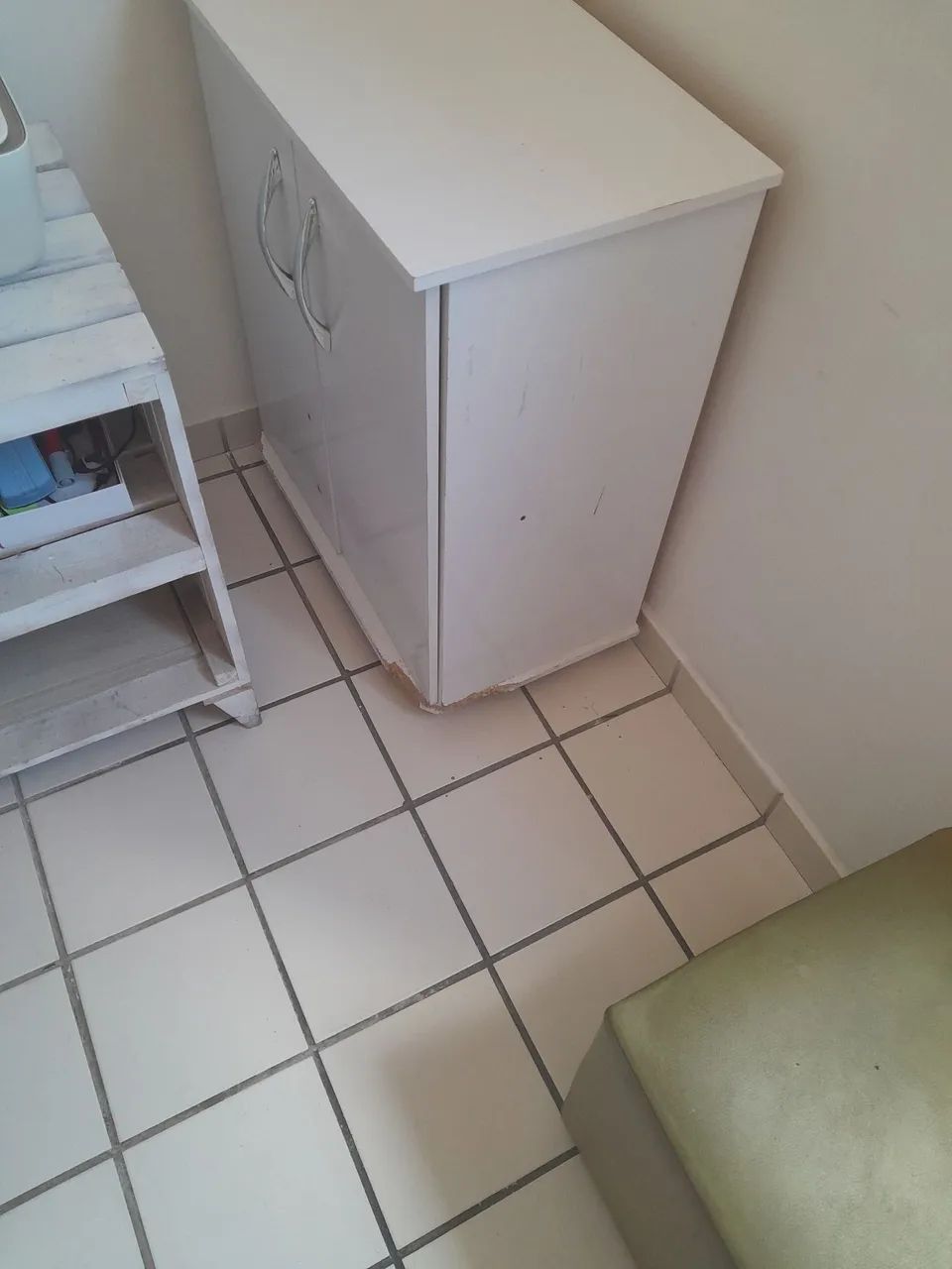 Armário multiuso com defeito  - Foto 5