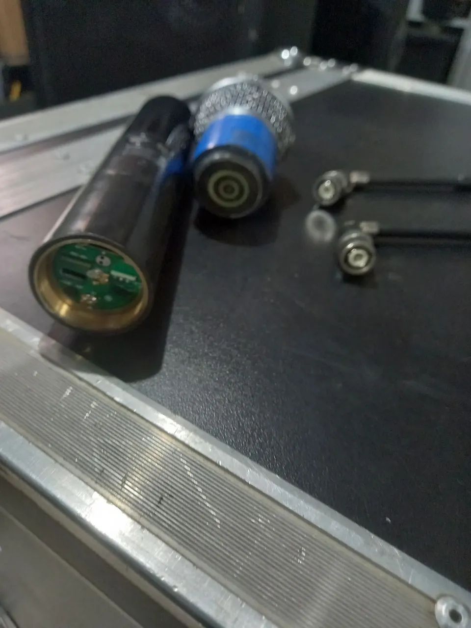 MICROFONE SEM FIO PRO ÁUDIO COM DEFEITO 