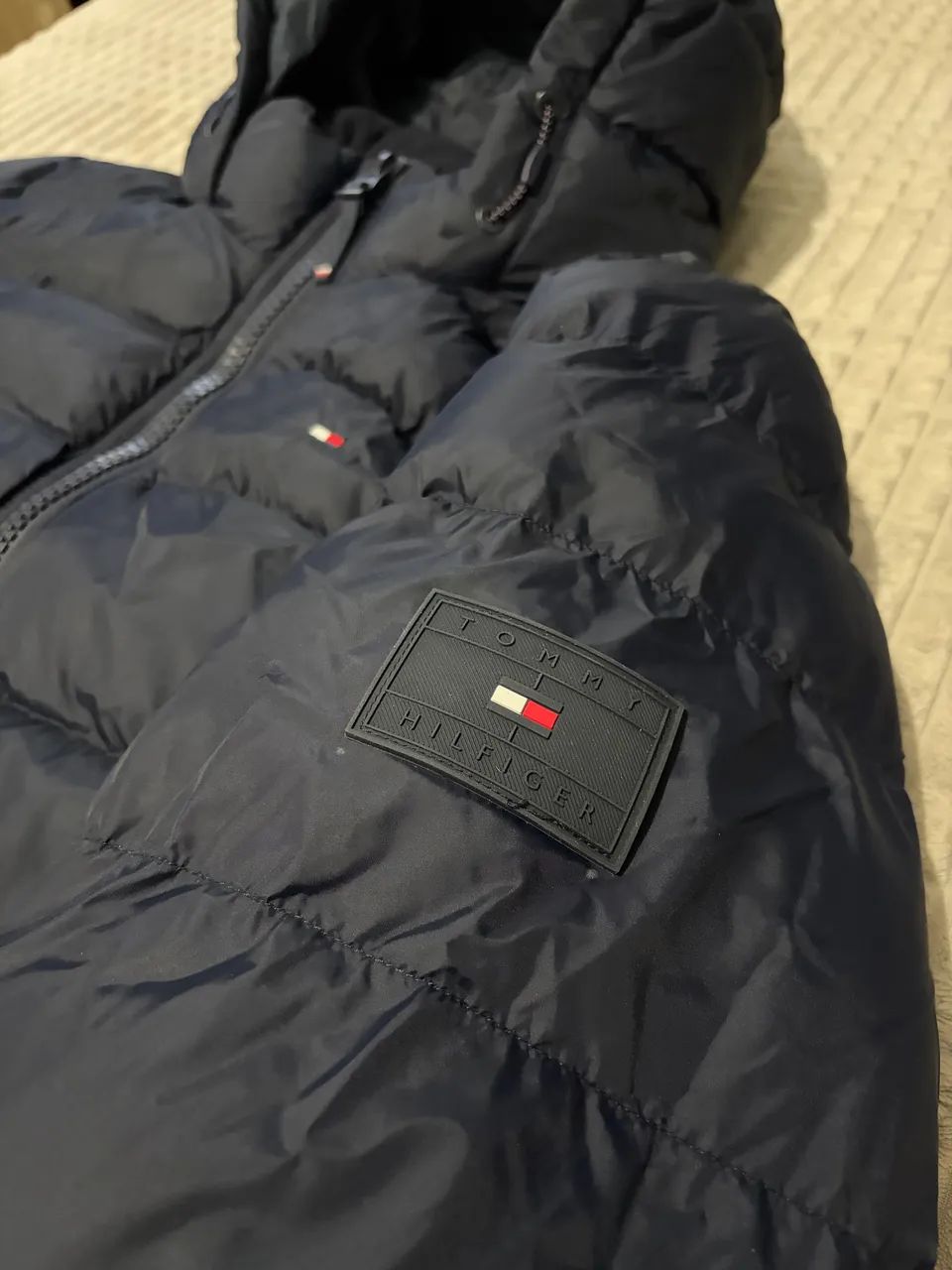Jaqueta Puffer Tommy Hilfiger Azul Escuro - Foto 3