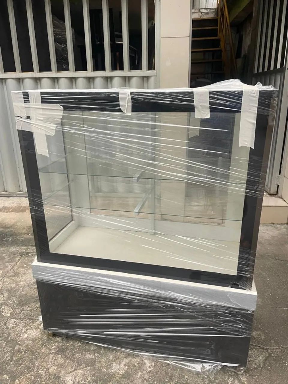 Expositor novo 800 Reais. Retirada no Ipsep 