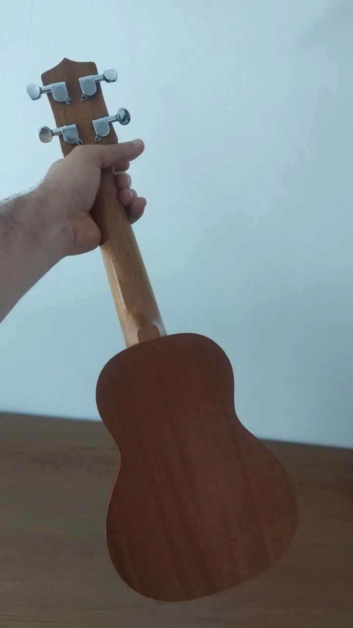Ukulele Tagima + capa de proteção  - Foto 4