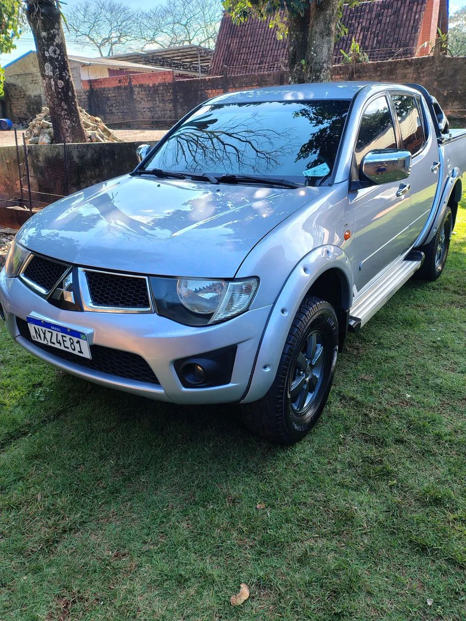 Mitsubishi L200 L200 Triton GLS 3.2 CD TB Int.Diesel Mec 2012