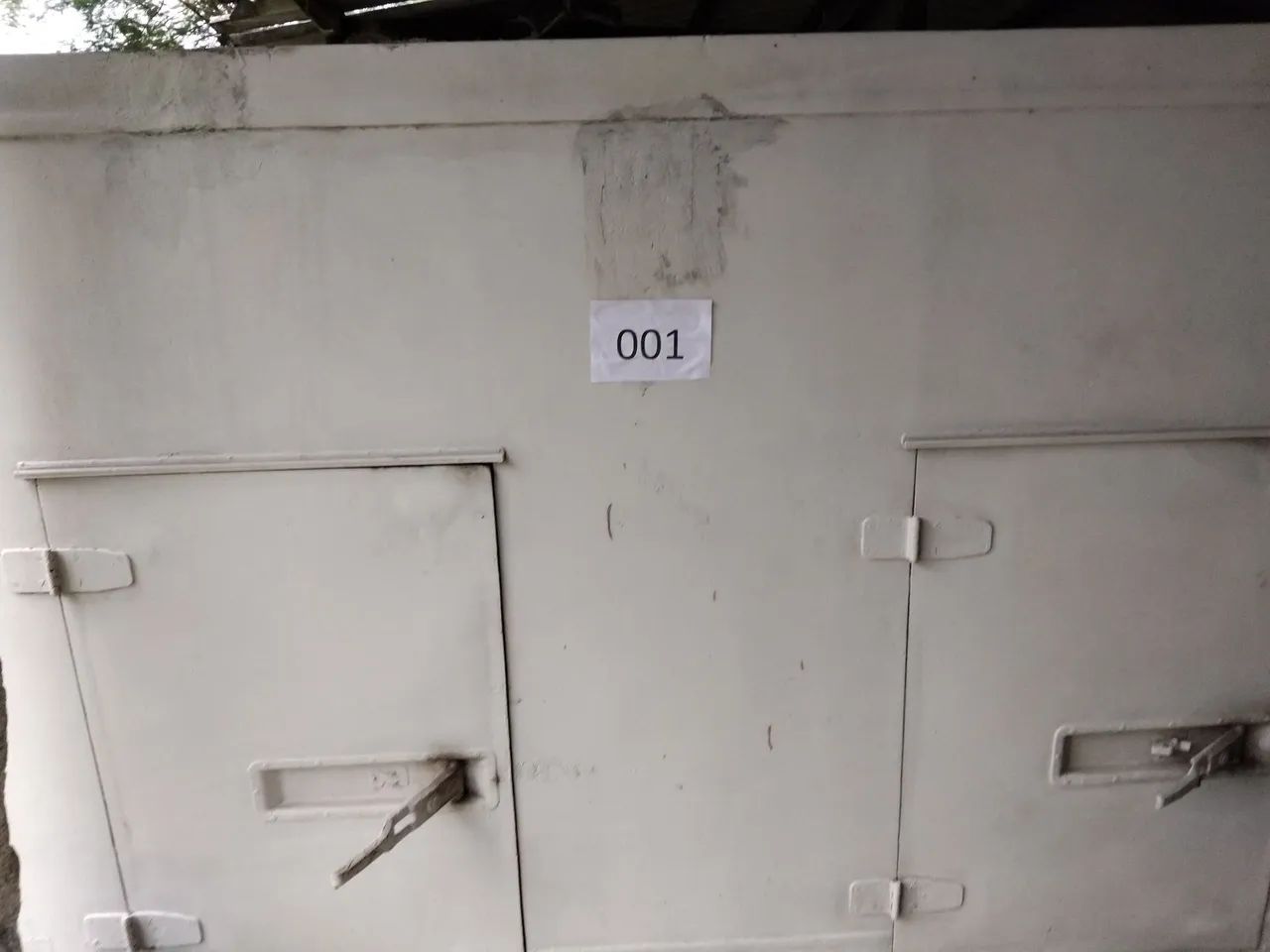 Baú isotermico de fibra de vidro com local para compressor para refrigeração  - Foto 2