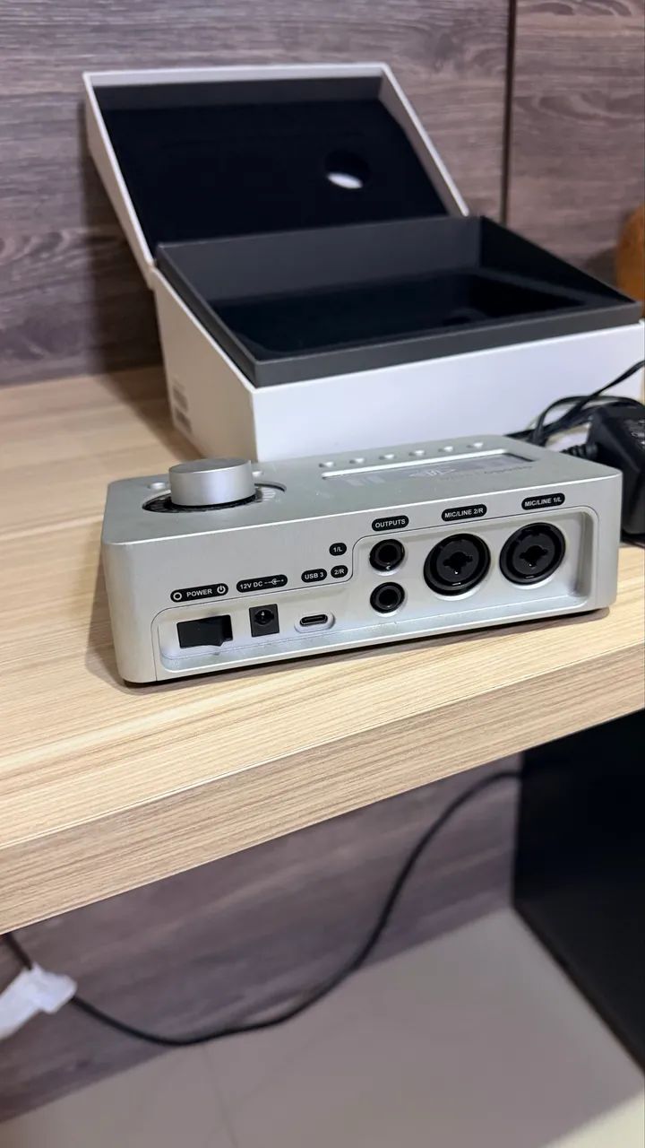 Interface Apollo Solo444717223494952964