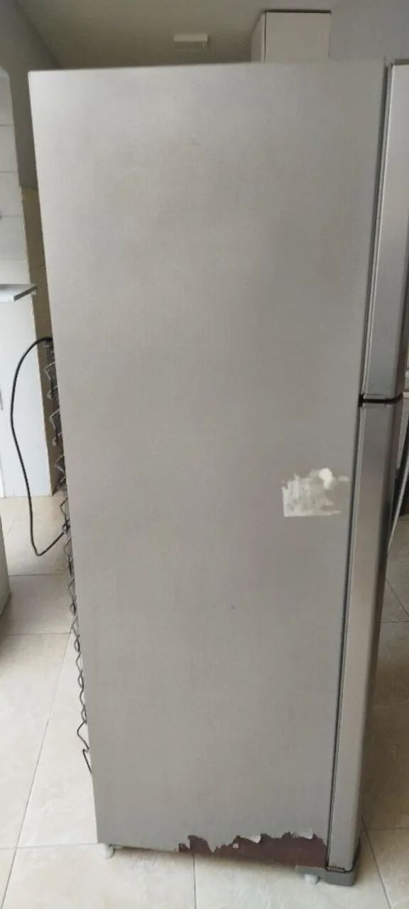 Geladeira Electrolux (aceito propostas) - Foto 4