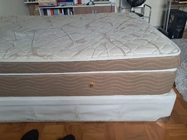 Cama de casal Ortobom
