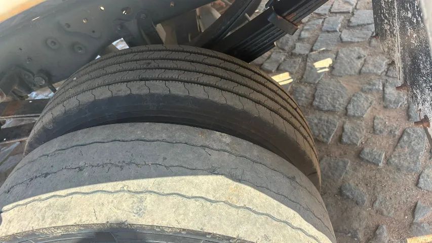 FORD F4000 - MOTOR CUMMINS ISF 2.8 DIESEL - 2018 - Foto 4