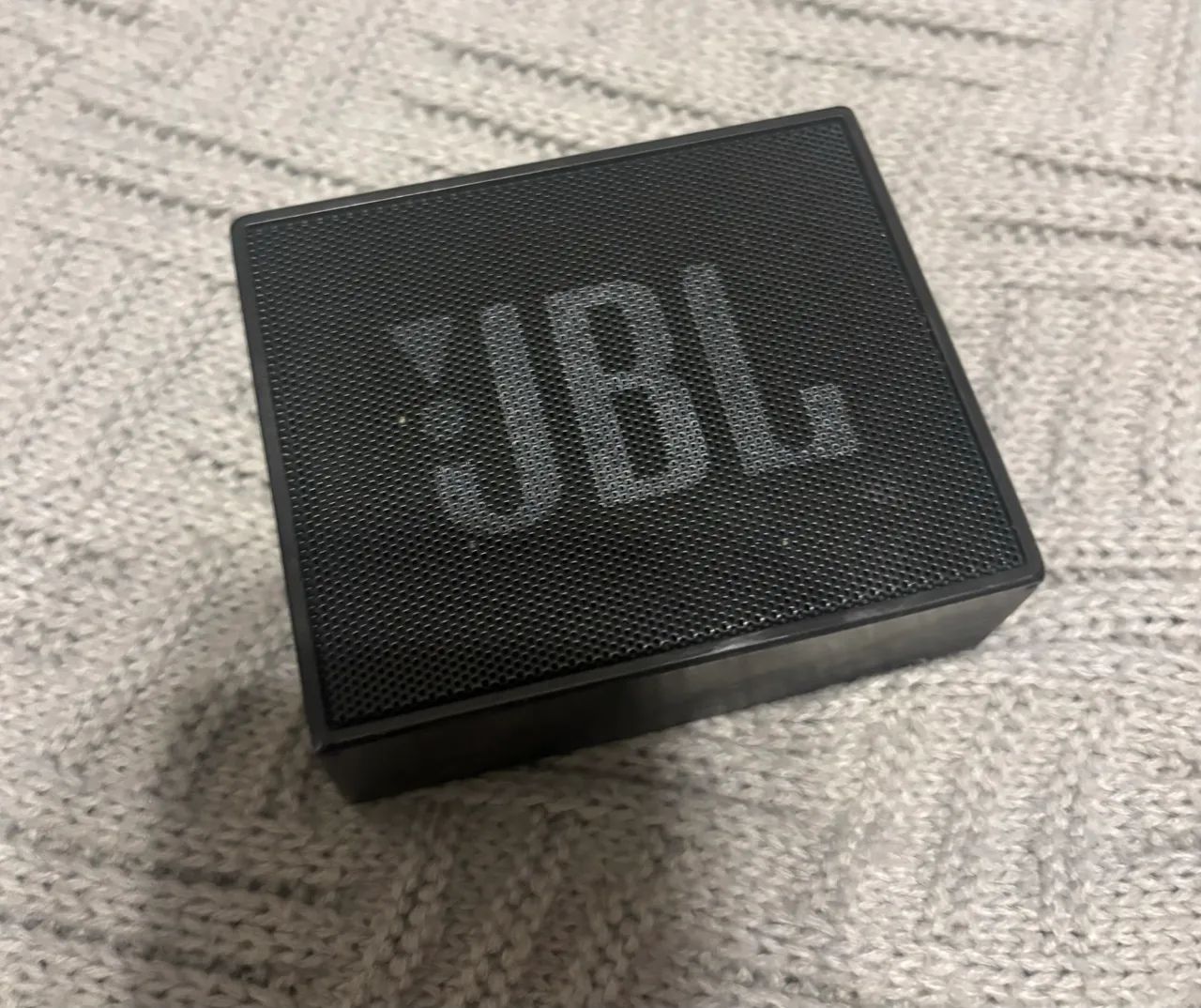 JBL GO antiga