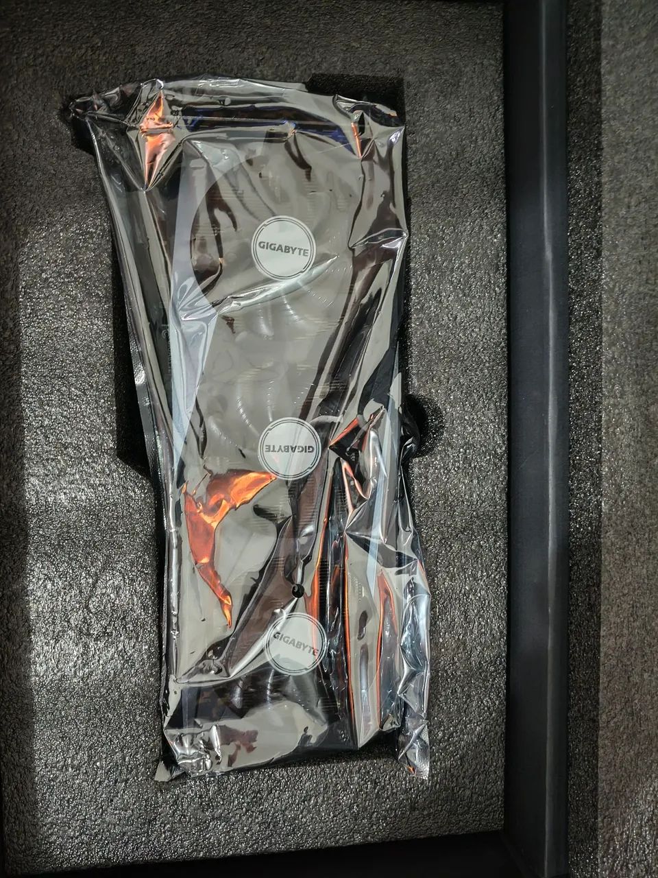 RTX 3060 ti Oc Gigabyte  - Foto 2