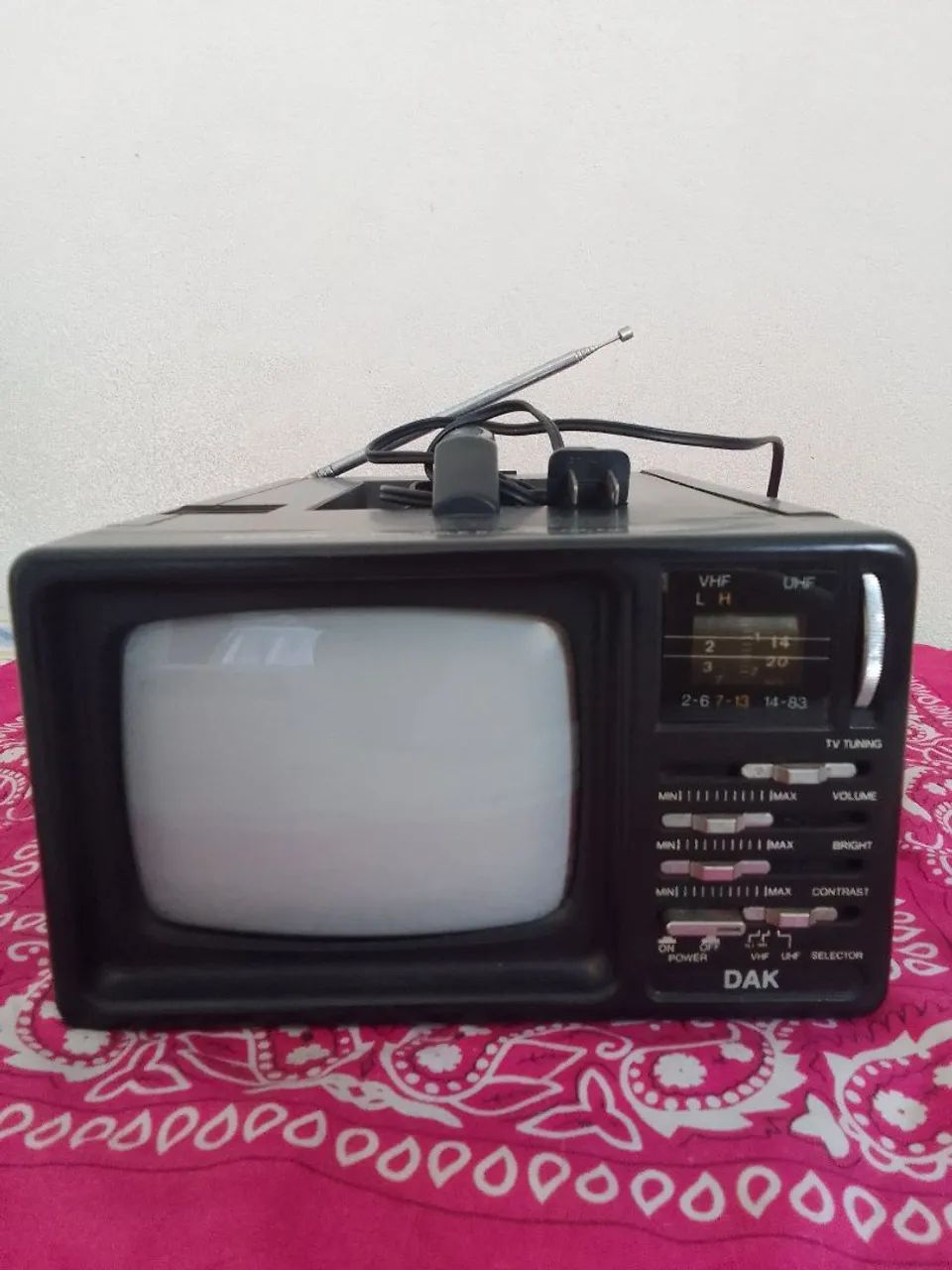 Mini Televisão Antiga - Foto 4