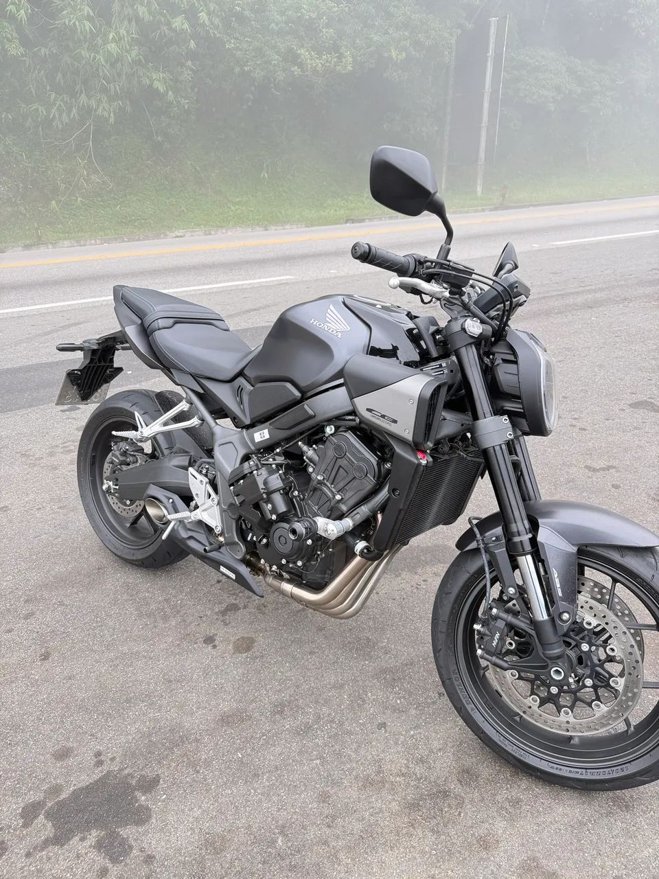 Cb 650r e-cluth 2026  - Foto 2