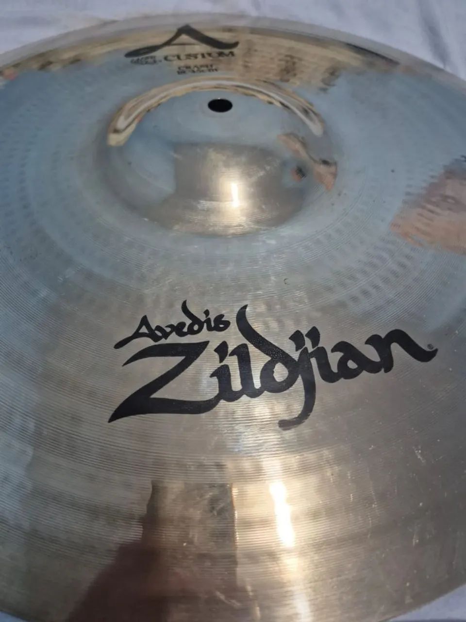 Prato de Ataque (Crash) zildijian A custom 18 - Instrumentos