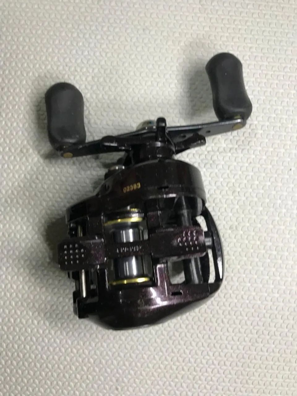 Carretilha Shimano Scorpion XT 1500-7 manivela direita - Esportes