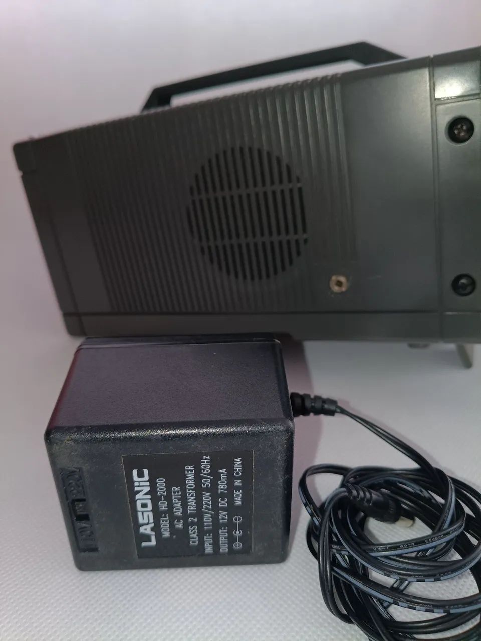 Mini tv 5" preto e branco antiga  - Foto 3