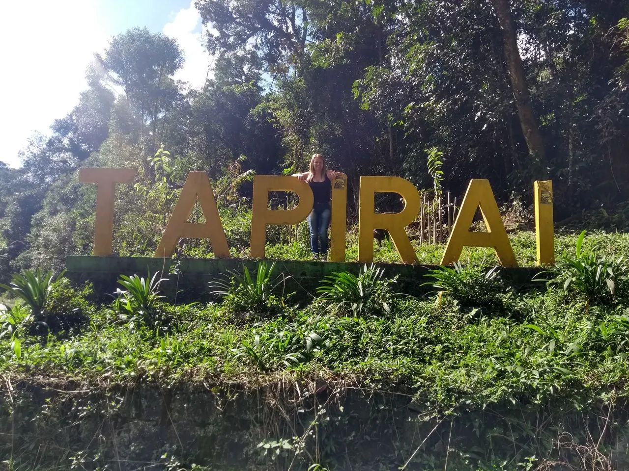 Chacara em Tapiraí com cachoeira a 75 km de Sorocaba 
