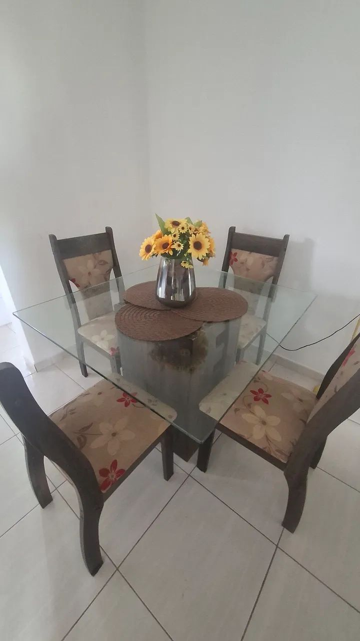 Mesa de jantar clm 4 cadeiras  - Foto 2