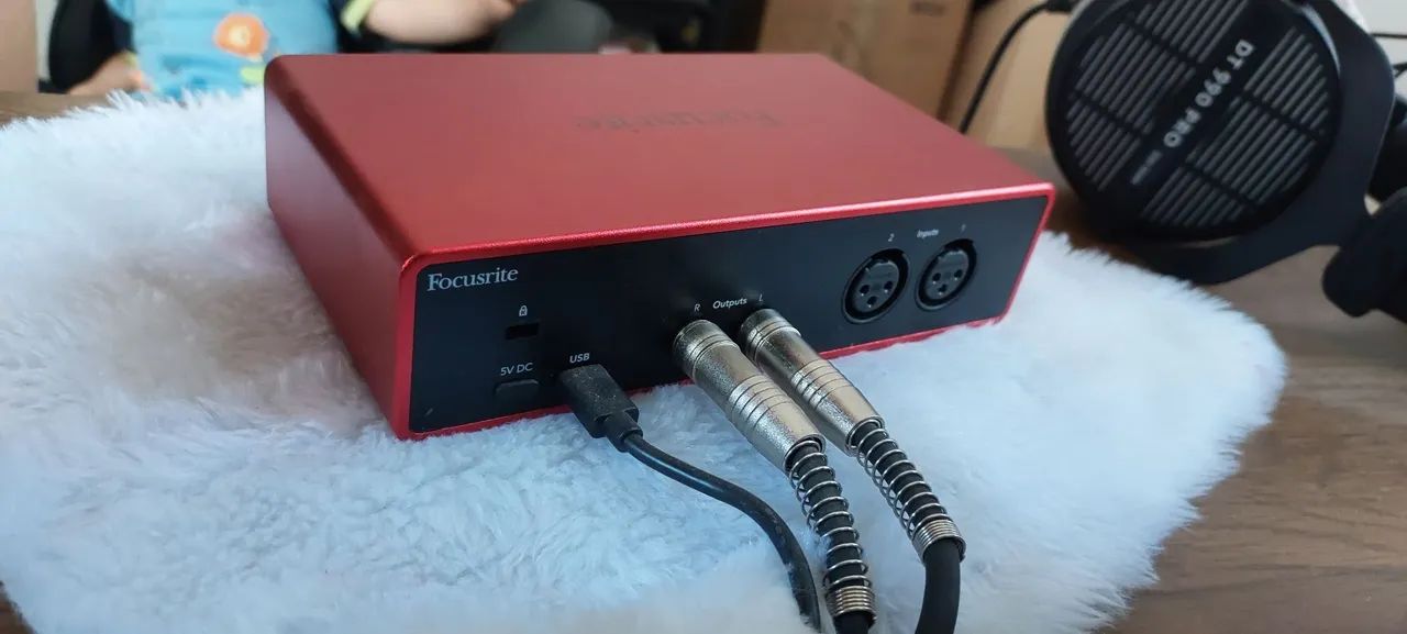 Interface de audio Focusrite scarlett 2i2 4 geraçao - Foto 3