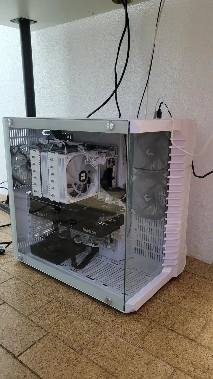 PC GAMER HIGH END AM5 RX 9070XT, 32GB RAM - Foto 3