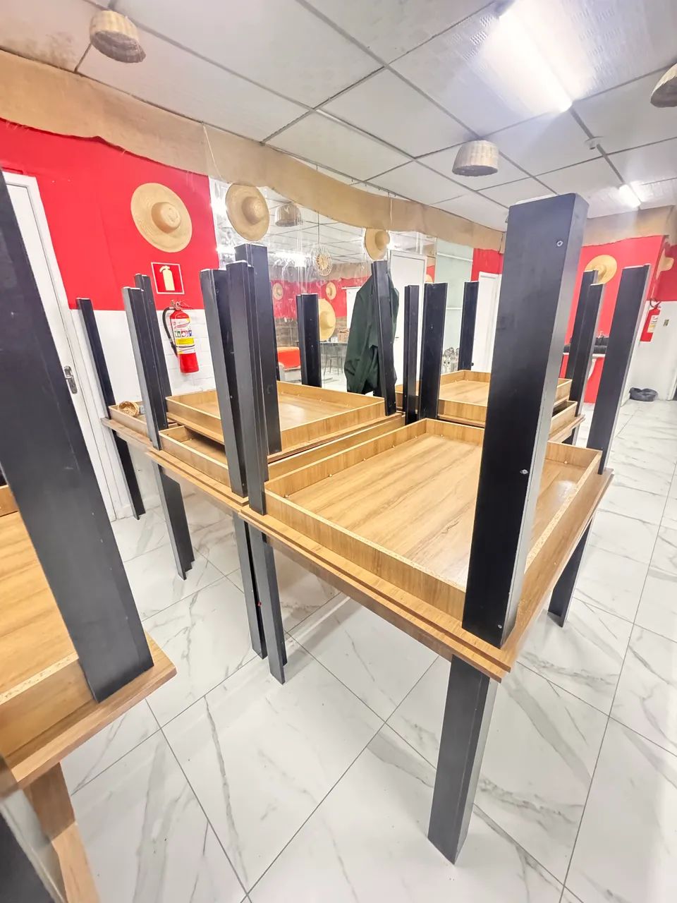 Conjunto de mesa com cadeiras  - Foto 5