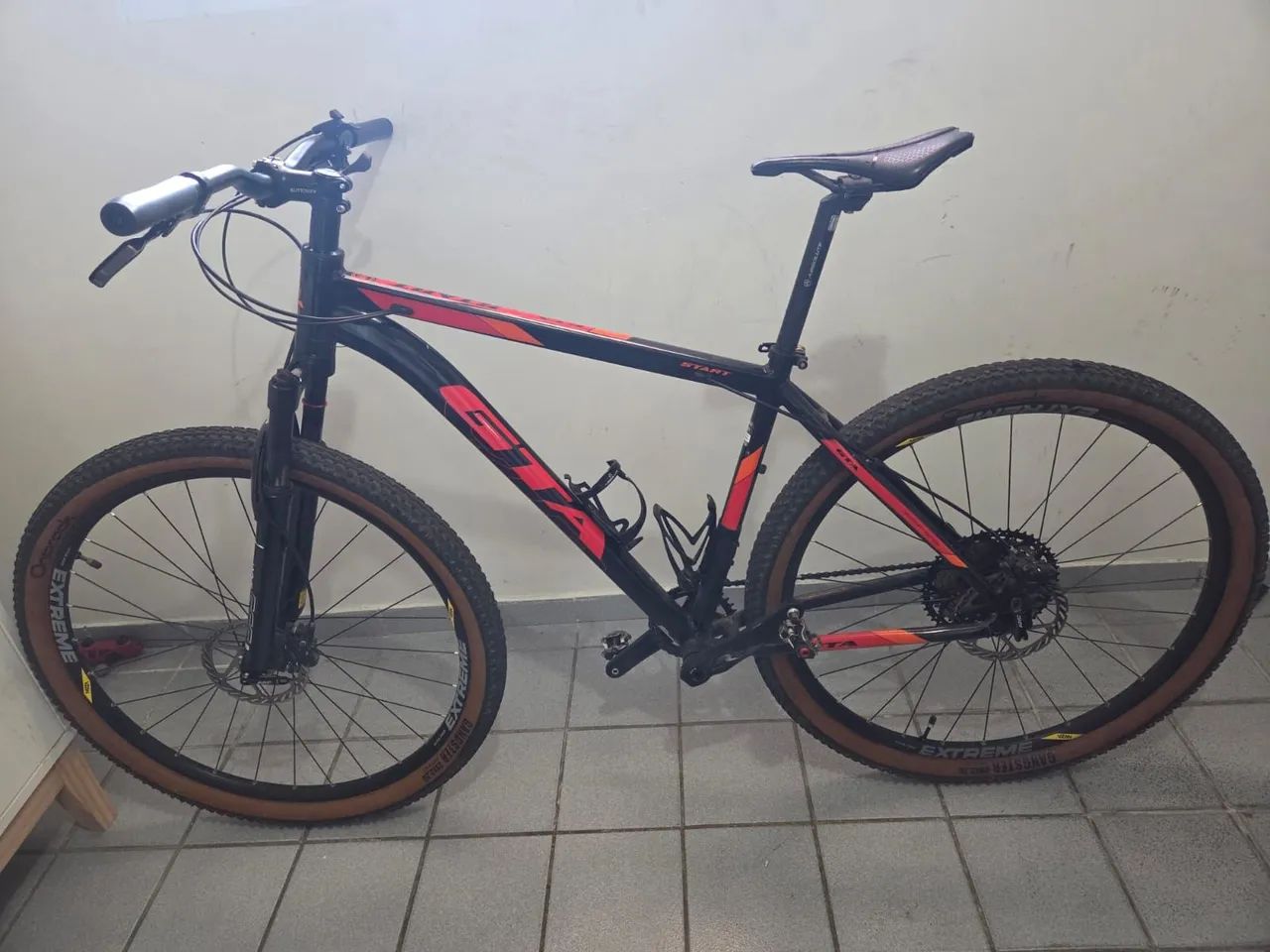 Bicicleta montada 
