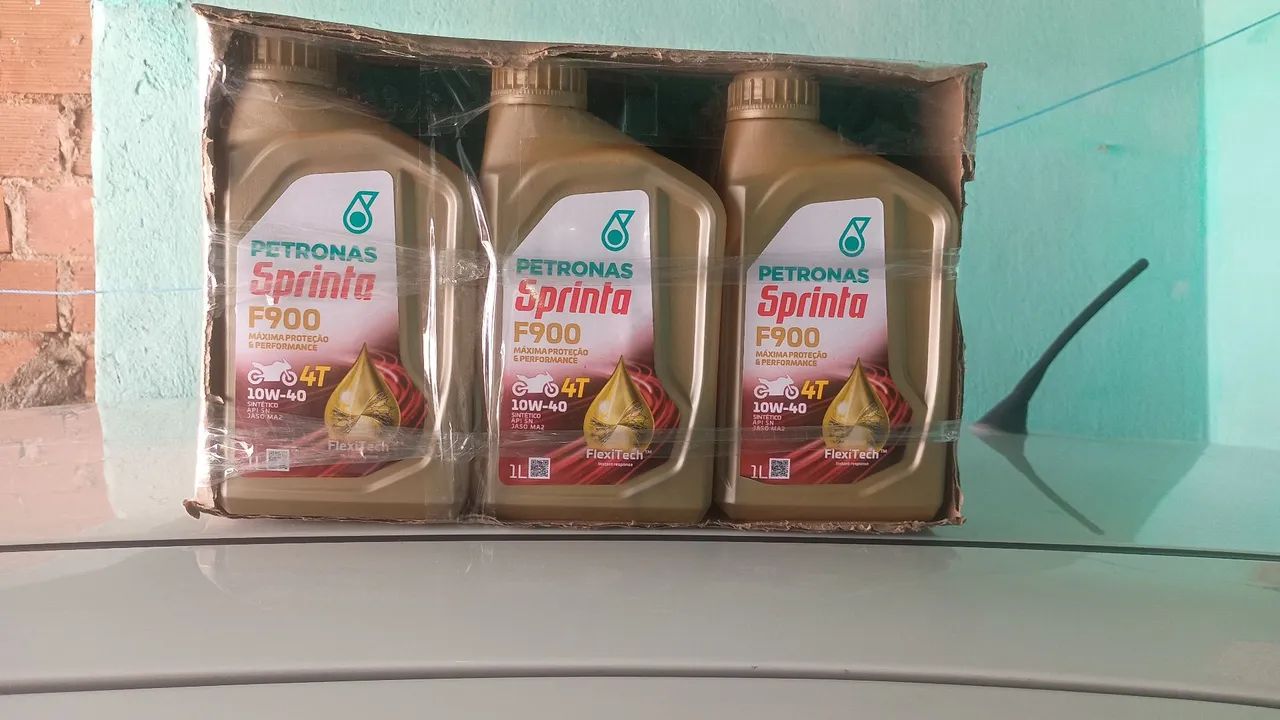 3 óleo 10w40 petronas para moto - Foto 2