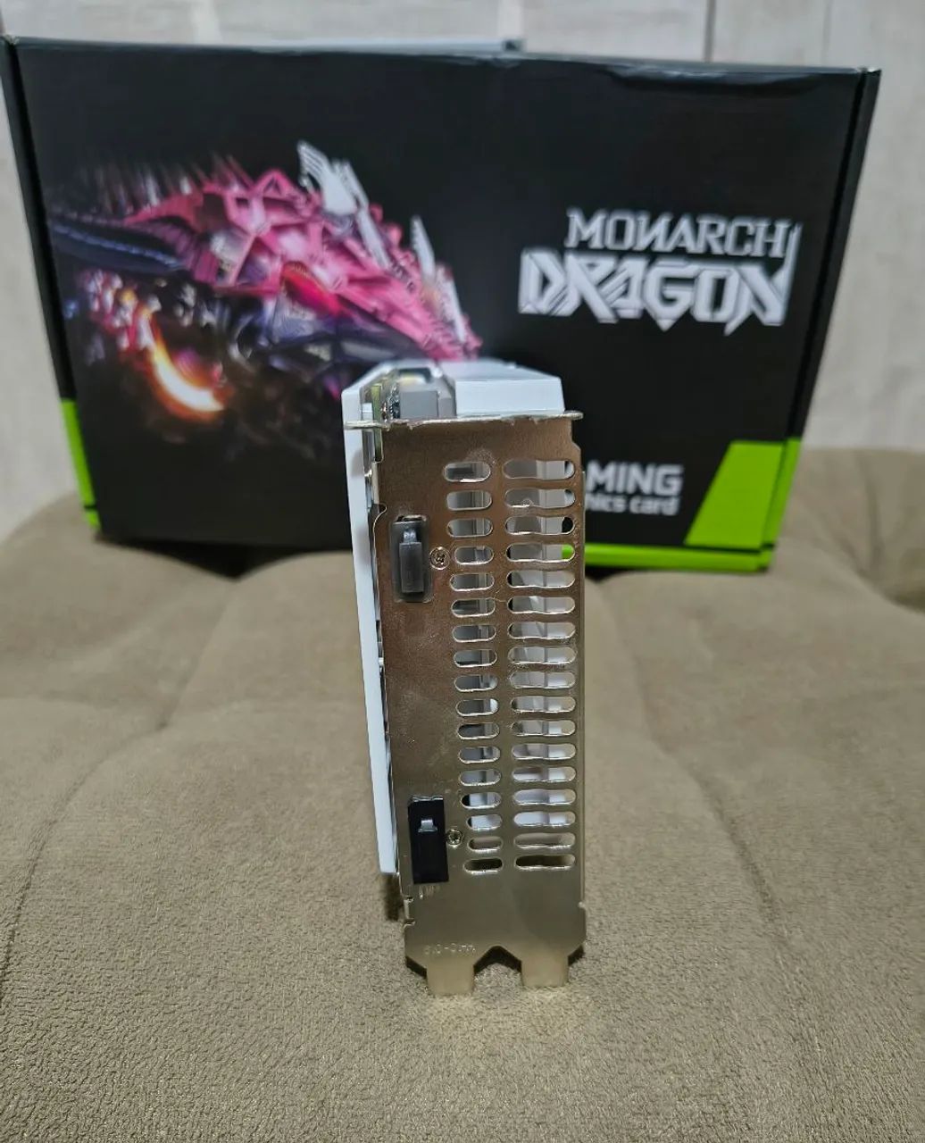 Placa de vídeo Rx 6500 XT 4 GB  - Foto 3