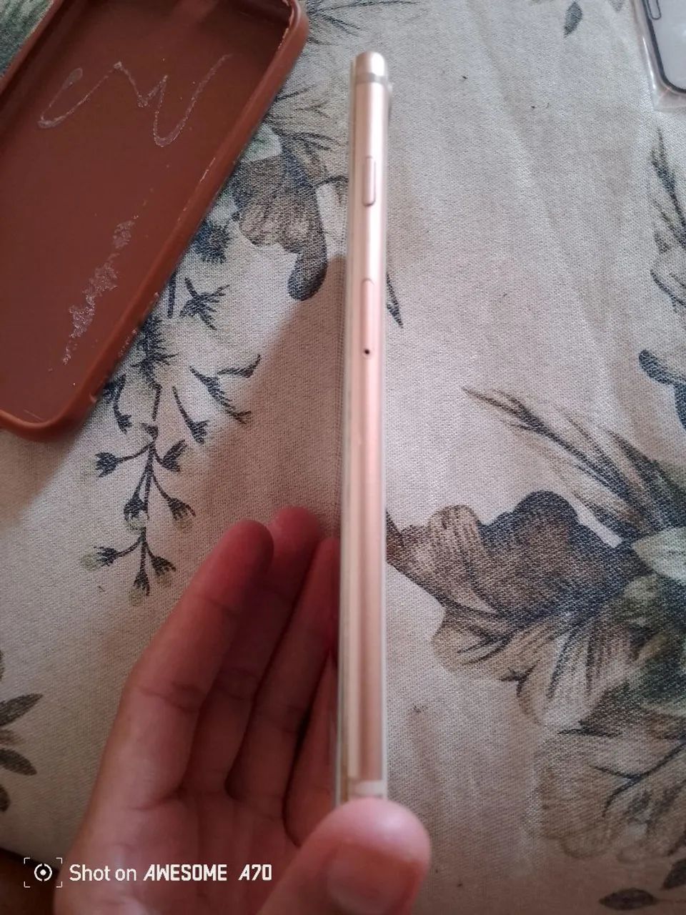 Vendo um iPhone 8 plus!
