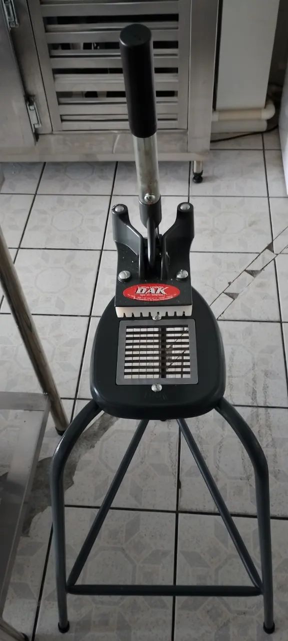 Cortador DAK grande com Tripé
