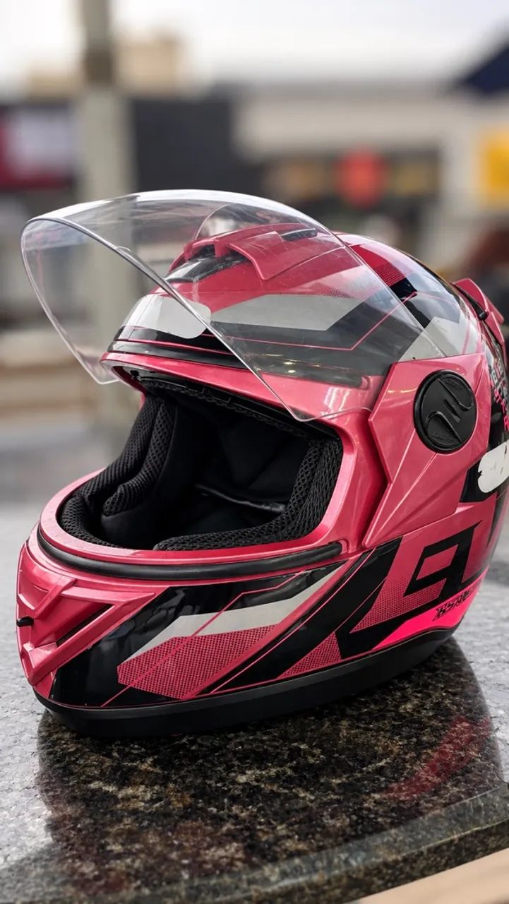 Capacete moto
