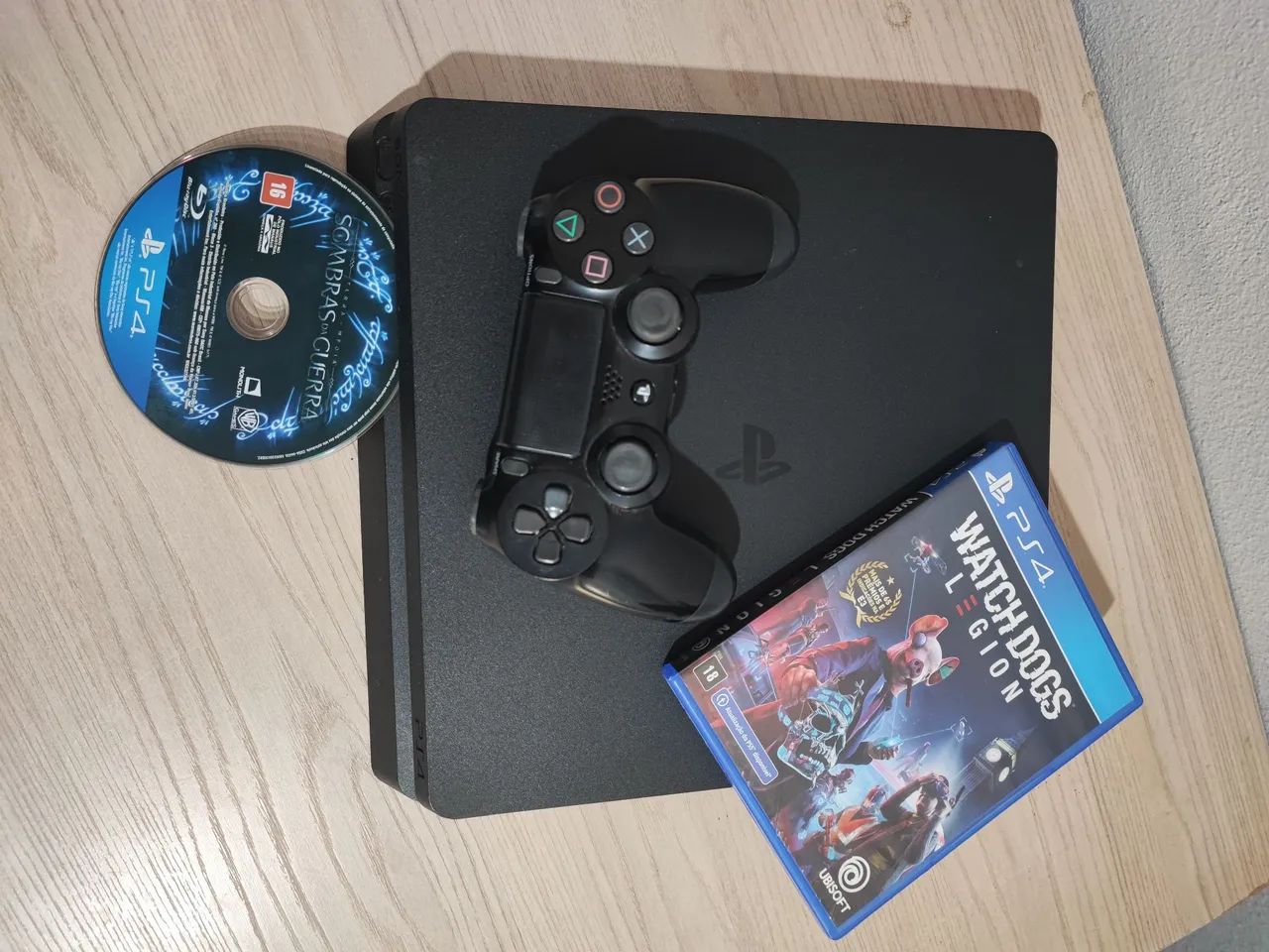 PS4 Slim com 2 controles e 2 JOGOS  - Foto 3