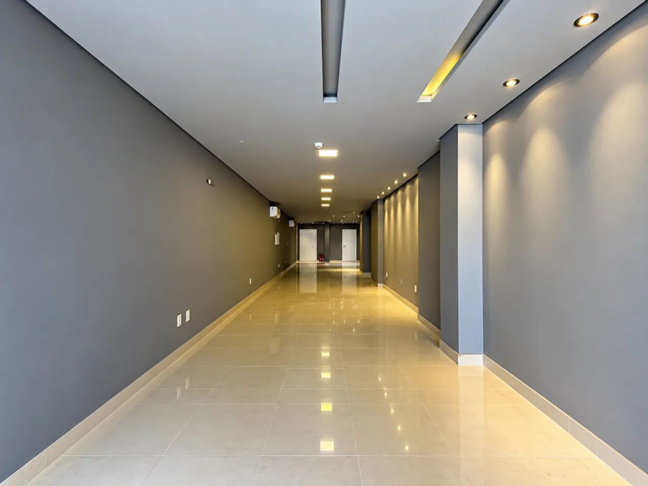 SALA COMERCIAL REF: T3-63610 - Foto 3