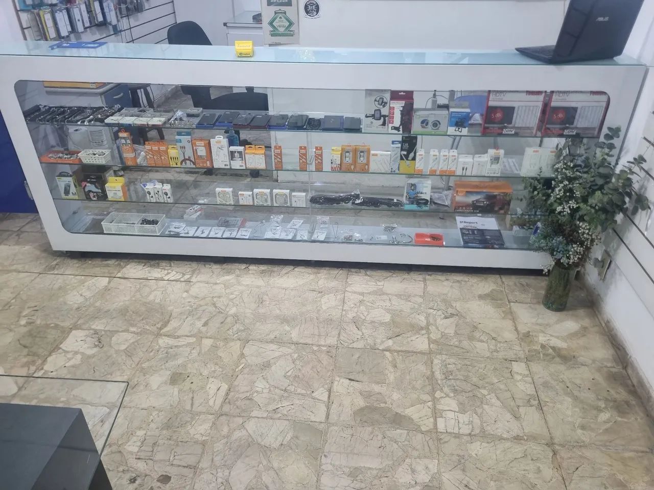 Balcão em ACM 2.80 perfeito ACEITO OFERTA URGENTE - Foto 2