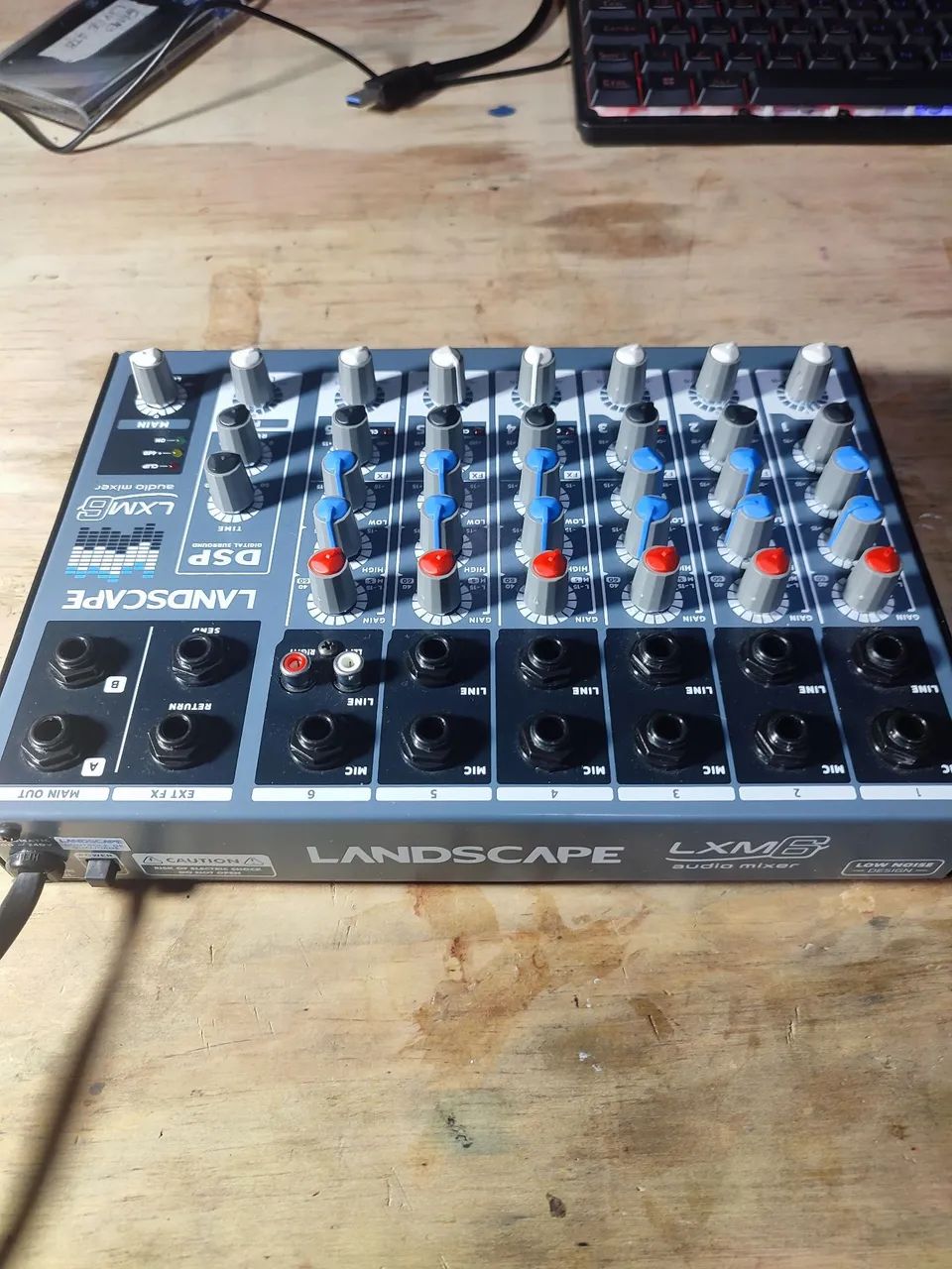 Mesa de som 6 canais Landscape LXM6 estado de zero - Aparelhos de
