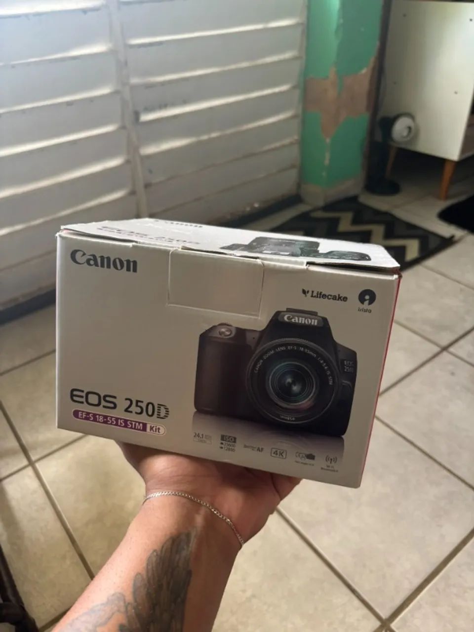 CANON SL3 NOVA COM CAIXA