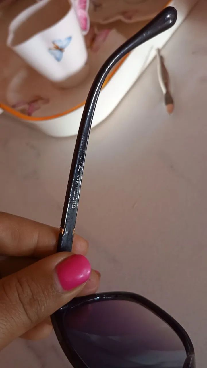 Um óculos ? Gucci  - Foto 2