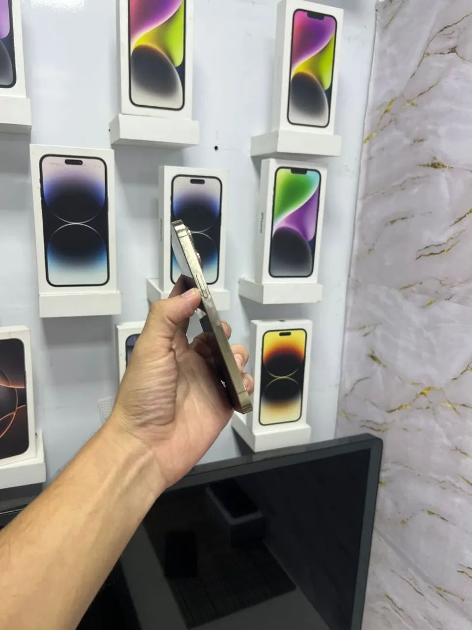 IPHONE 13 PRO 128 GB GOLD - Foto 3