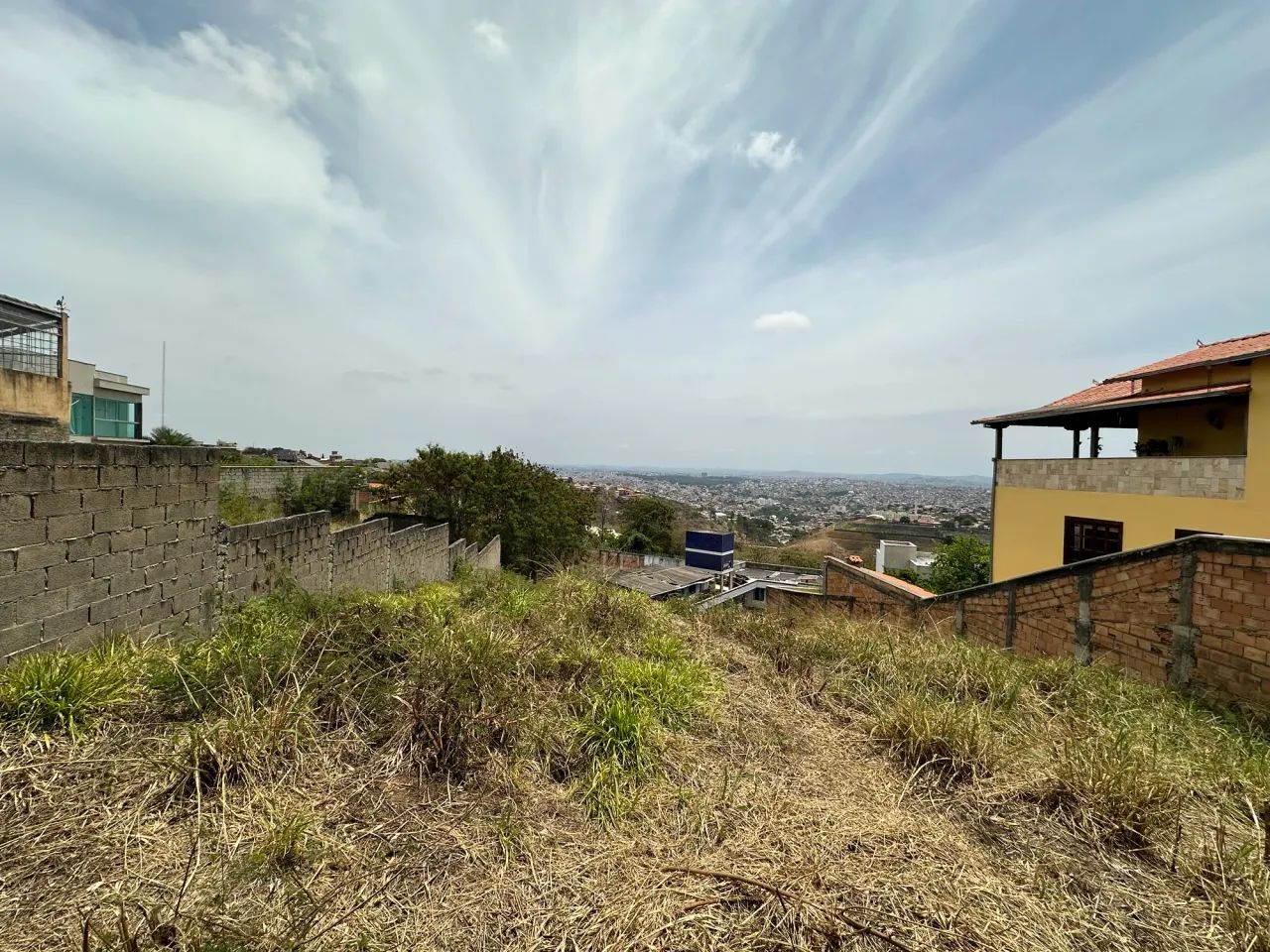 Excelente Lote Jardim Pirineus 620m2 - Foto 4