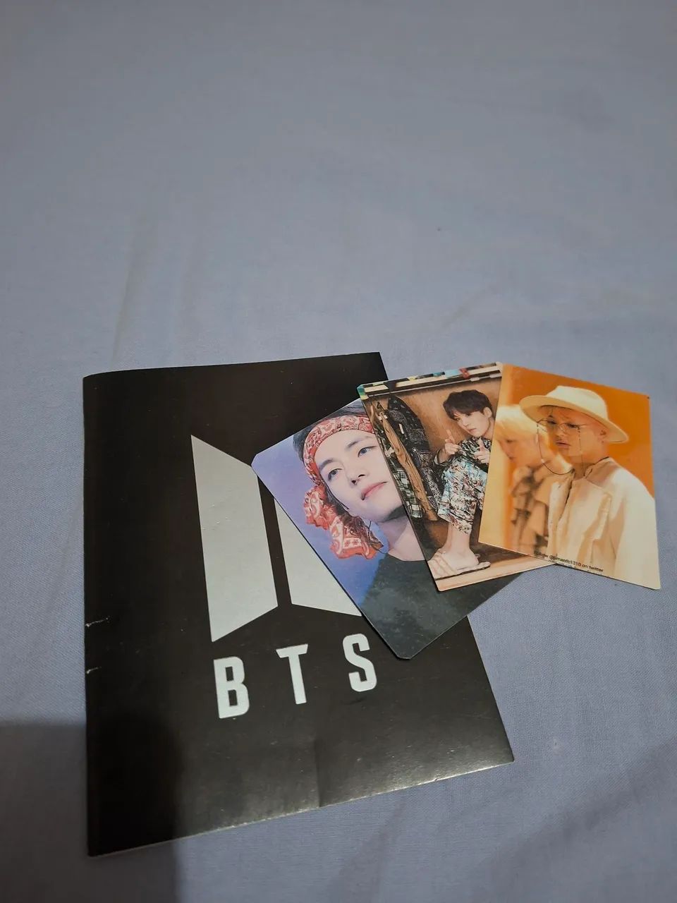 Bloco de anotações BTS + 3 photocards 434735594373140480