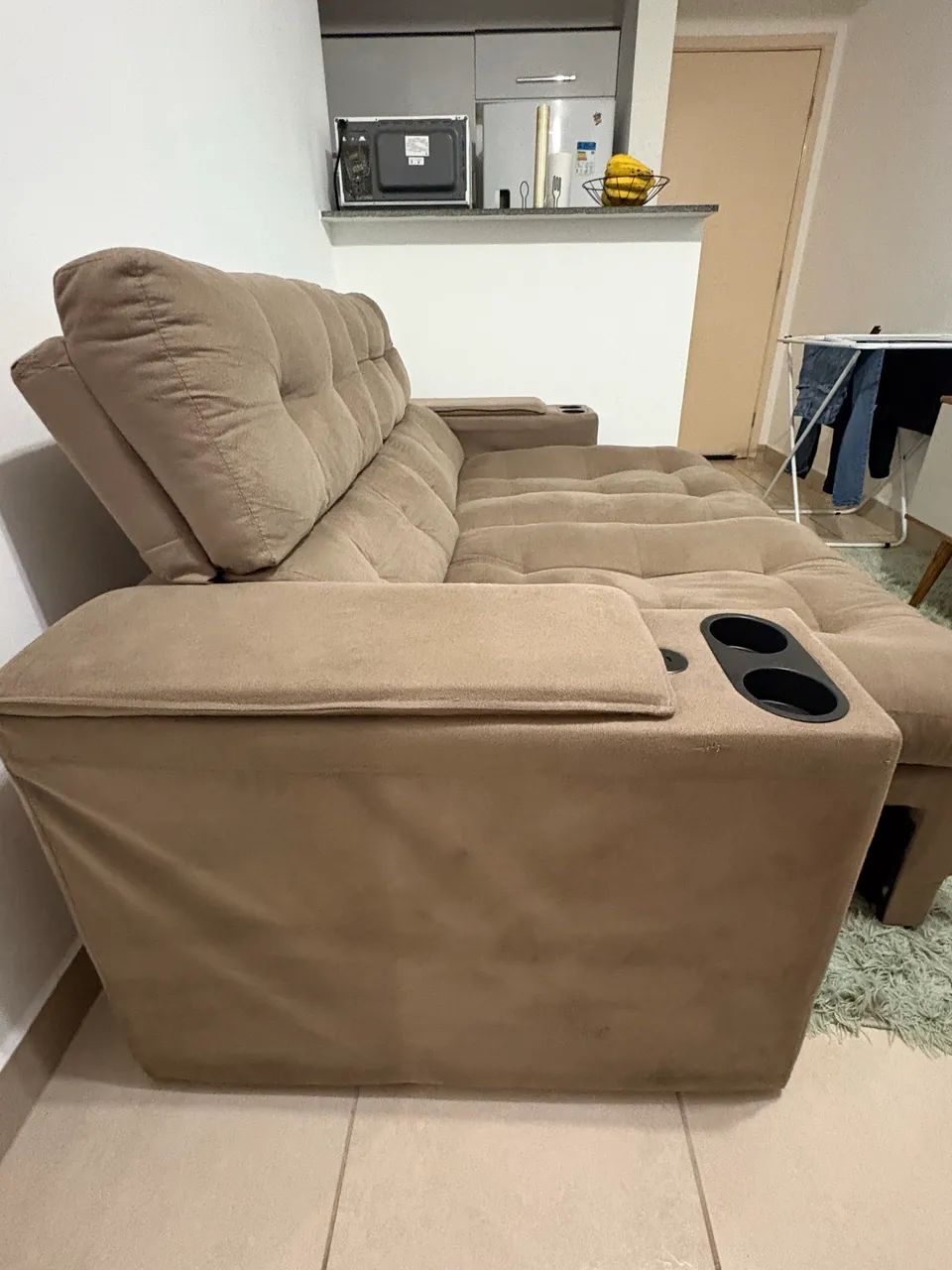 Vendo sofá retrátil (3 meses de uso - seminovo) - Foto 2