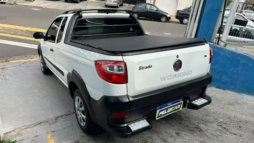 Fiat Strada Working 1.4 MPI Fire Flex 8V CE 2015 - Foto 4