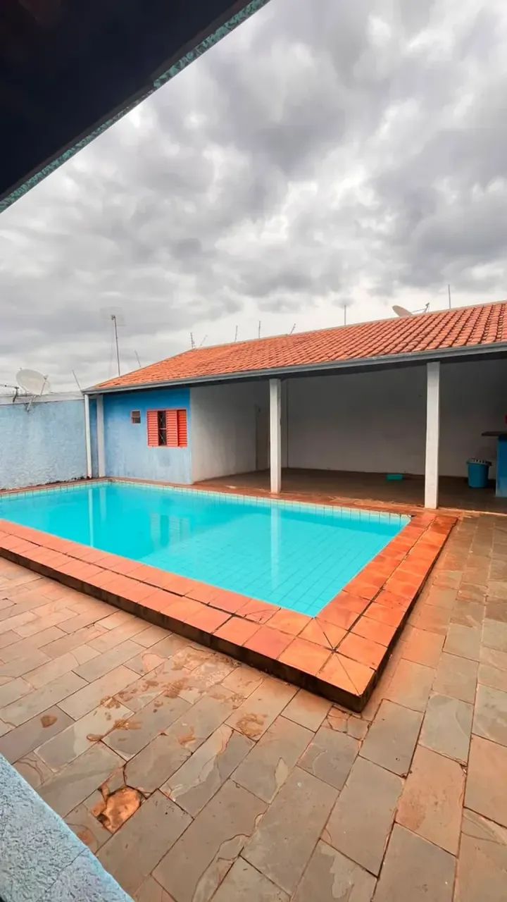 CÓD. 588 - CASA PARA LOCAÇÃO COM EDÍCULA E PISCINA - Foto 3