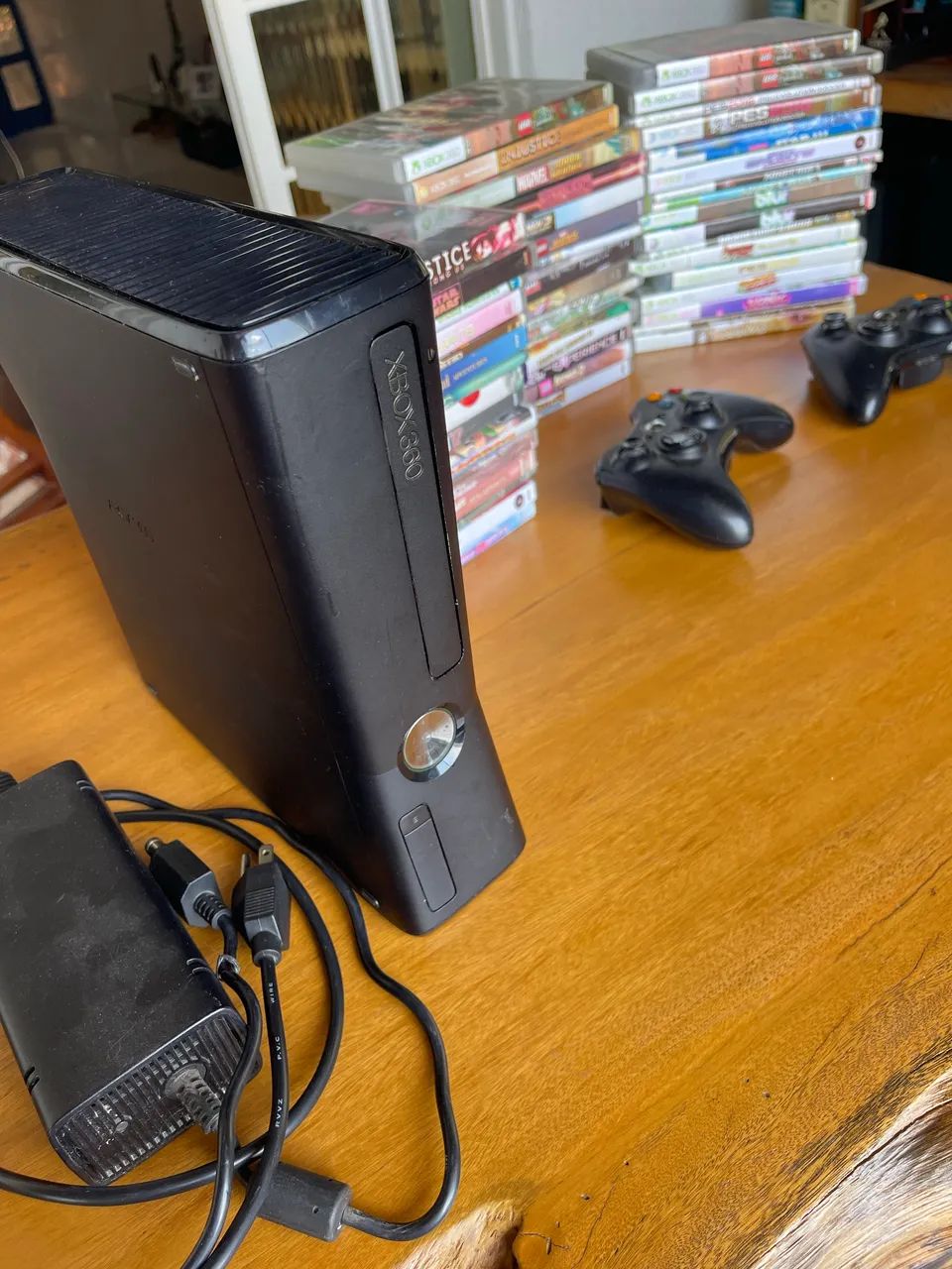 Xbox 360 desbloqueado com defeito + Kinect e 50 jogos  - Foto 3