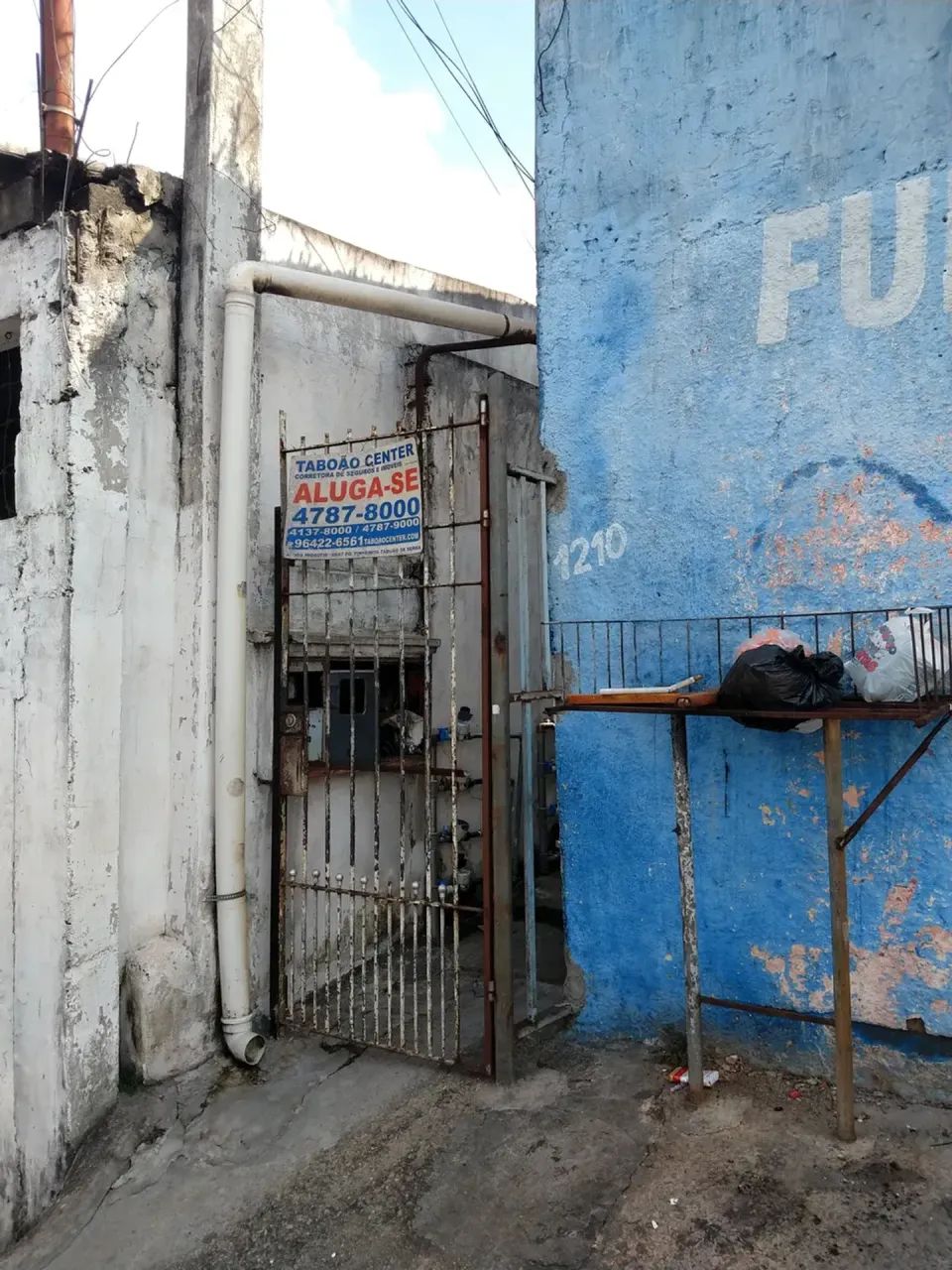 IMÓVEL DE 2 CÔMODOS PARA ALUGAR EM TABOÃO DA SERRA. - Foto 2