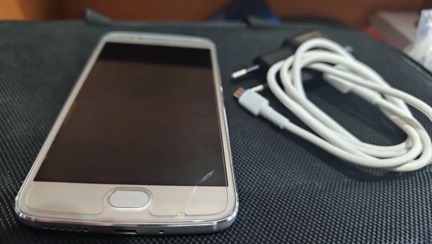 Celular Moto G5S