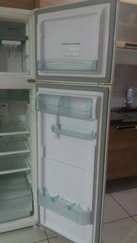 Compro geladeira usada com ou sem defeito