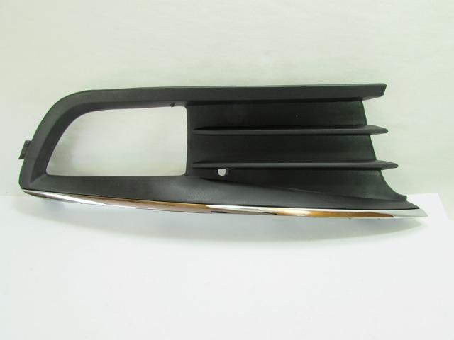 Grade Moldura Farol Milha Com Friso Cromado Gol G6 Direito