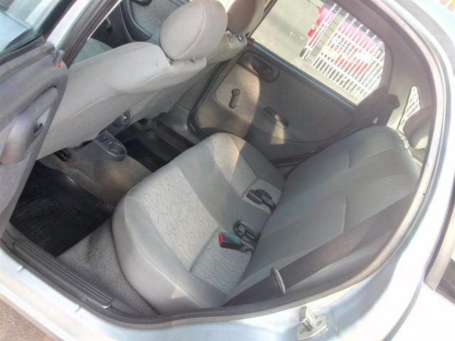 CHEVROLET CORSA 2005/2006 1.0 MPFI JOY 8V FLEX 4P MANUAL - Foto 6