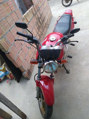 V/t por uma menor de preferência uma Titan 150