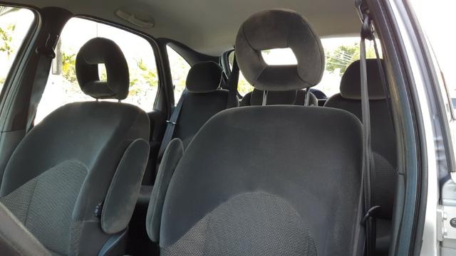 Citroen Xsara Picasso Glx 1.6 Flex 2011 Manual Diferenciado - Foto 11